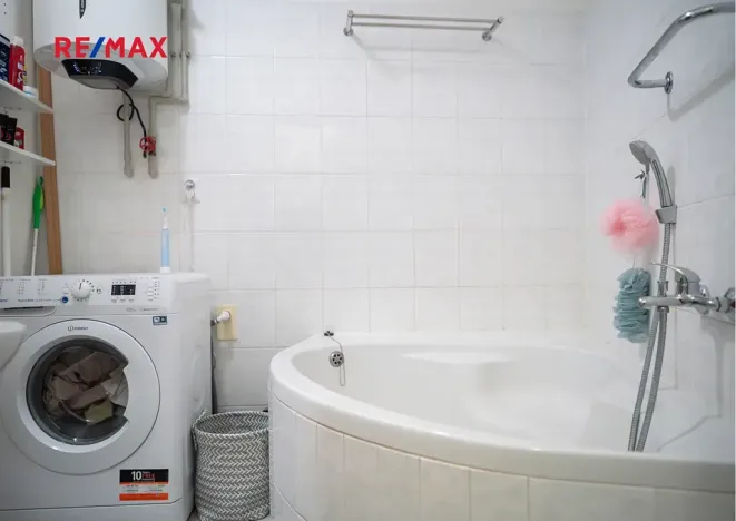 Prodej bytu 2+kk, Hradec Králové, Za Škodovkou, 68 m2