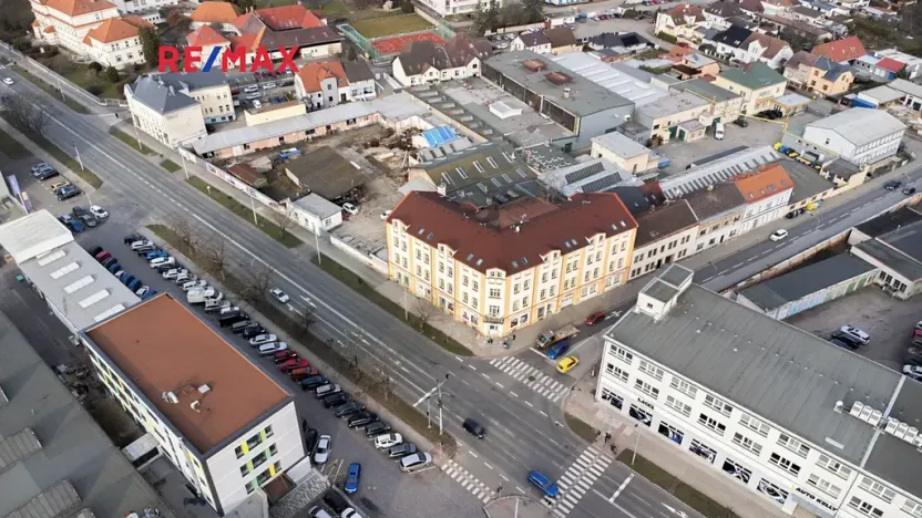 Prodej bytu 2+kk, Hradec Králové, Za Škodovkou, 68 m2