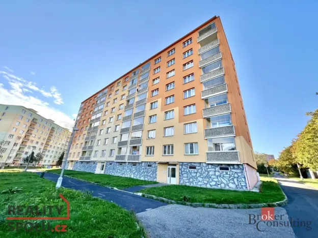 Prodej bytu 2+1, Chomutov, Pod Břízami, 52 m2