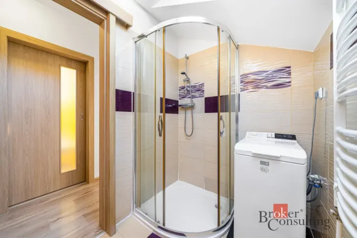 Prodej atypického bytu, Karlovy Vary, Raisova, 121 m2