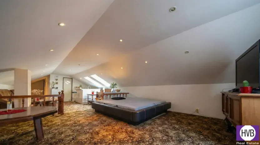 Pronájem rodinného domu, Holubice, V Průhonu, 170 m2