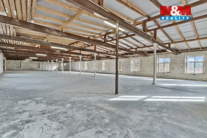 Pronájem výrobních prostor, Višňová - Poustka, 884 m2