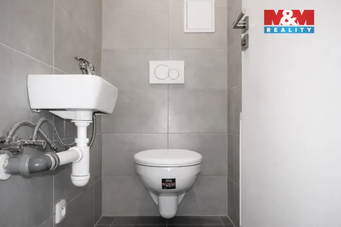 Pronájem kanceláře, Plzeň, Bělohorská, 13 m2