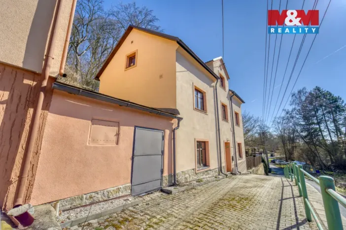 Prodej rodinného domu, Planá, Na Sádkách, 150 m2