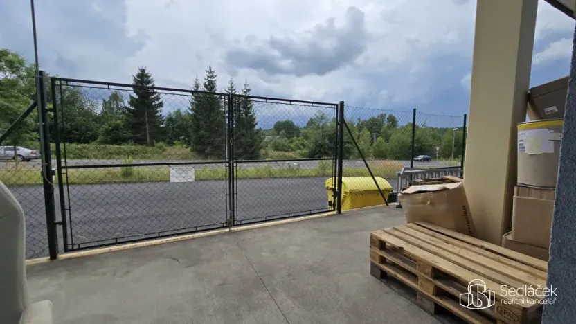 Pronájem výrobních prostor, Sokolov, Trocnovská, 876 m2