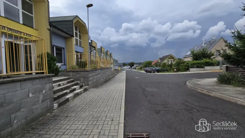 Pronájem výrobních prostor, Sokolov, Trocnovská, 876 m2