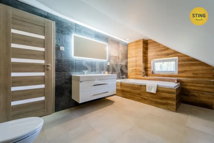 Prodej rodinného domu, Ostrava, Aleje, 208 m2