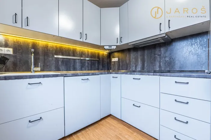 Prodej rodinného domu, Klášterec nad Ohří, V Zátiší, 190 m2