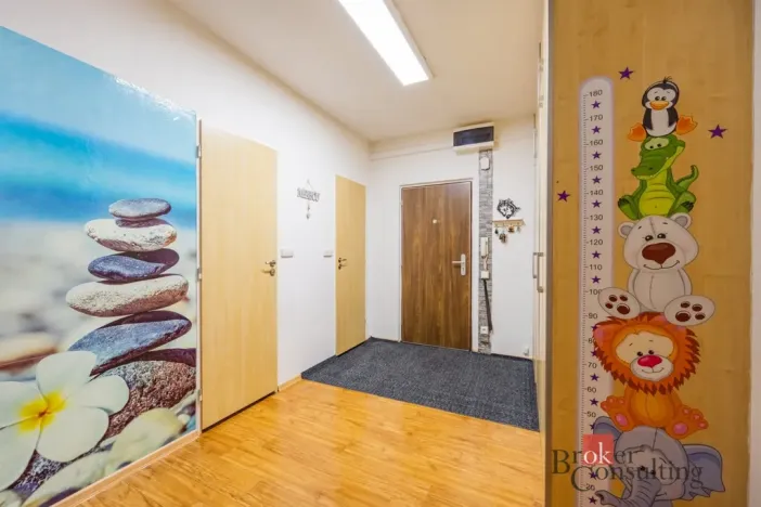 Prodej bytu 3+1, Hradec Králové - Nový Hradec Králové, třída Edvarda Beneše, 98 m2