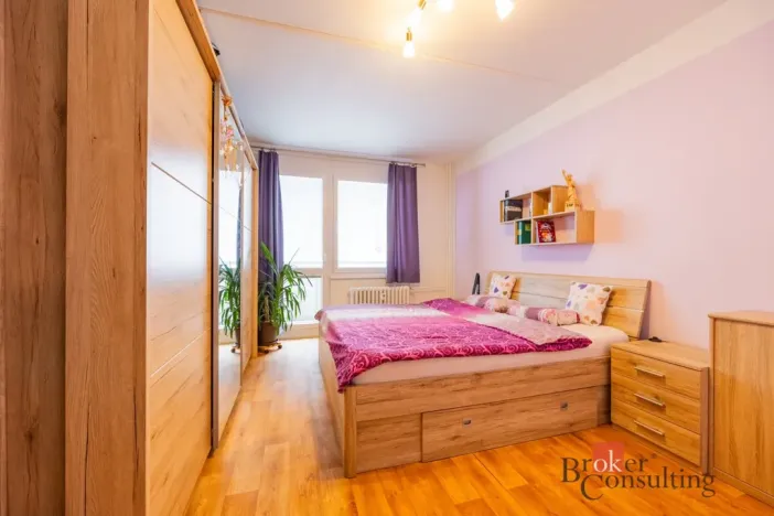 Prodej bytu 3+1, Hradec Králové - Nový Hradec Králové, třída Edvarda Beneše, 98 m2