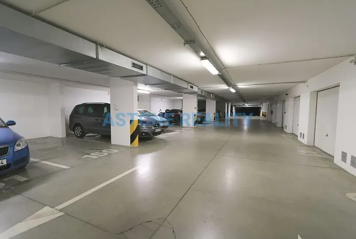 Prodej bytu 1+kk, Praha - Záběhlice, Mattioliho, 37 m2