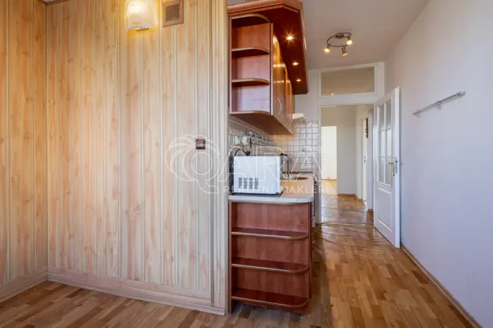 Pronájem bytu 3+1, Praha - Hostivař, Bělinského, 84 m2