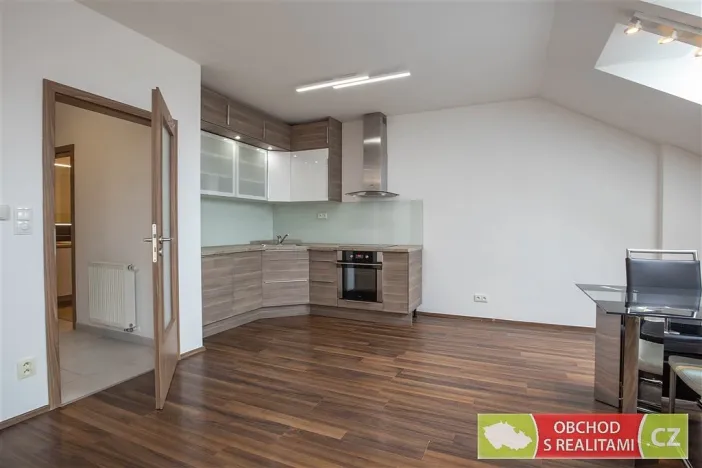 Pronájem bytu 2+kk, Přezletice, Pod Zahrady, 66 m2