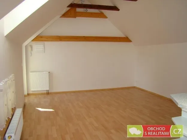 Pronájem bytu 1+kk, Čelákovice, Sokolovská, 33 m2
