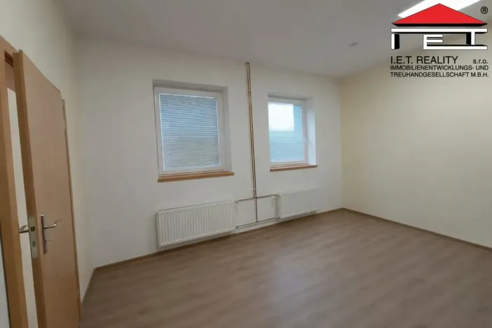 Pronájem kanceláře, Ostrava - Vítkovice, Kutuzovova, 180 m2