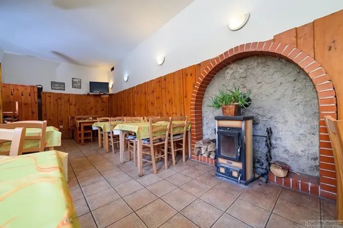 Prodej restaurace, Tábor, Lužnické údolí, 694 m2