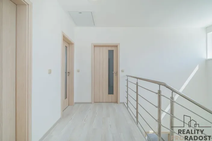 Pronájem rodinného domu, Moravičany, 183 m2