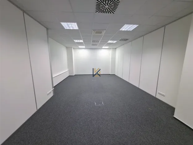 Pronájem kanceláře, Praha - Horní Počernice, Sezemická, 265 m2