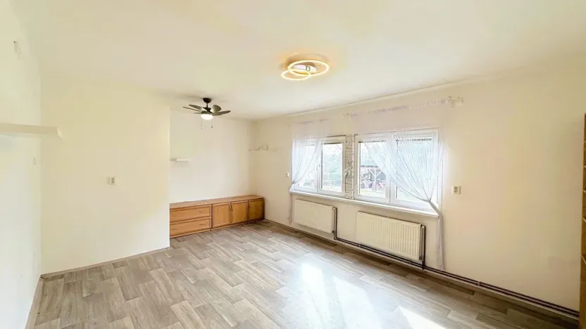 Pronájem bytu 2+1, Velké Přítočno, 63 m2