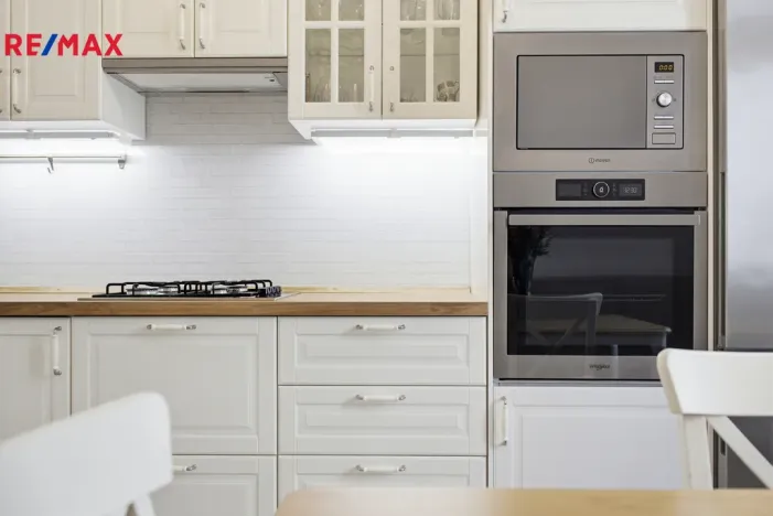 Prodej bytu 3+kk, Karlovy Vary, Koptova, 78 m2