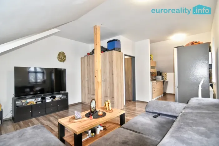 Pronájem bytu 2+1, Kosmonosy, 51 m2