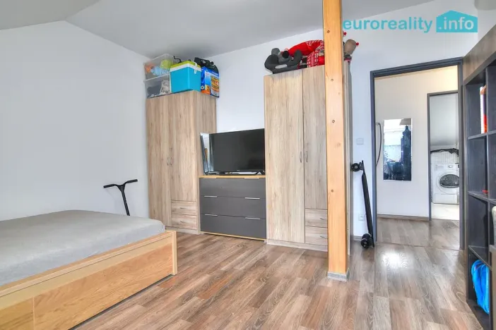 Pronájem bytu 2+1, Kosmonosy, 51 m2