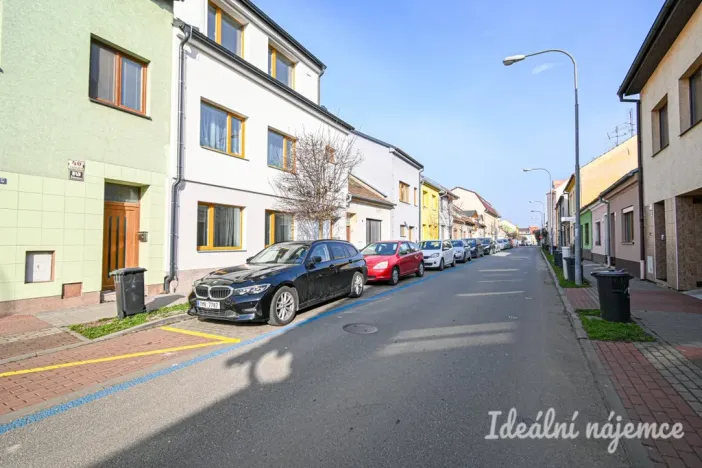 Pronájem bytu 1+kk, Brno, Stejskalova, 31 m2