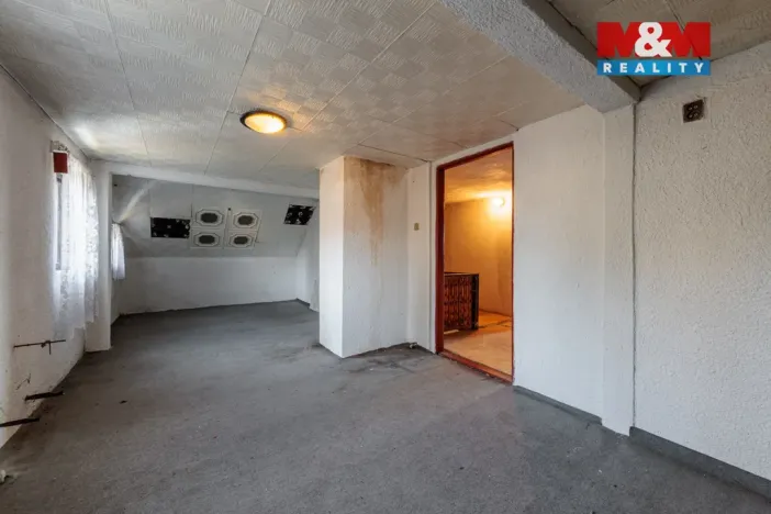 Prodej ubytování, Horní Blatná, Bezručova, 250 m2