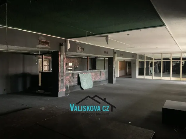 Pronájem obchodního prostoru, Kroměříž, Oskol, 450 m2