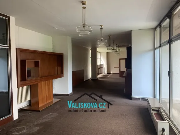 Pronájem obchodního prostoru, Kroměříž, Oskol, 450 m2