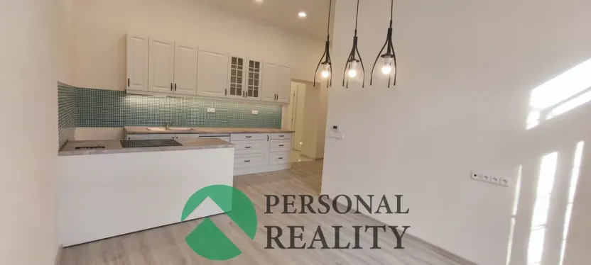 Pronájem bytu 3+kk, Praha - Karlín, Urxova, 67 m2