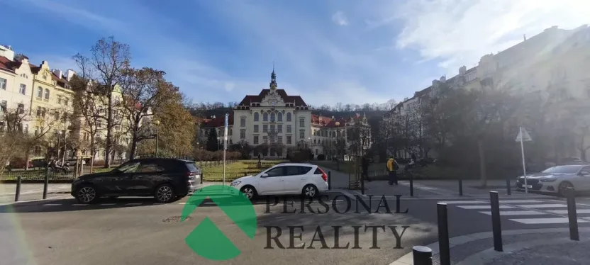 Pronájem bytu 3+kk, Praha - Karlín, Urxova, 67 m2