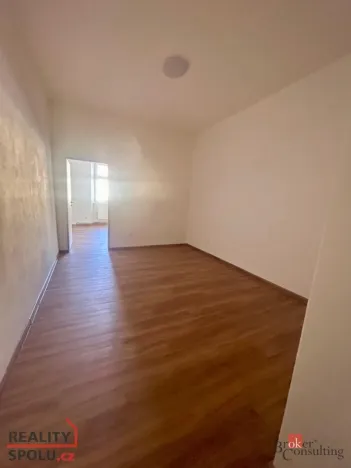 Pronájem bytu 2+1, Chomutov, náměstí 1. Máje, 61 m2