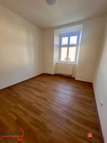 Pronájem bytu 2+1, Chomutov, náměstí 1. Máje, 61 m2