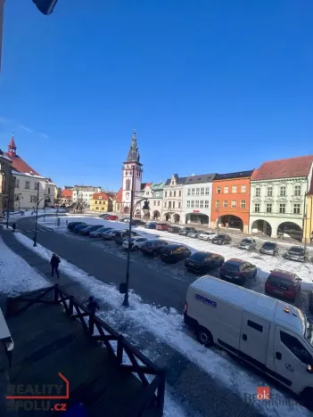 Pronájem bytu 2+1, Chomutov, náměstí 1. Máje, 61 m2