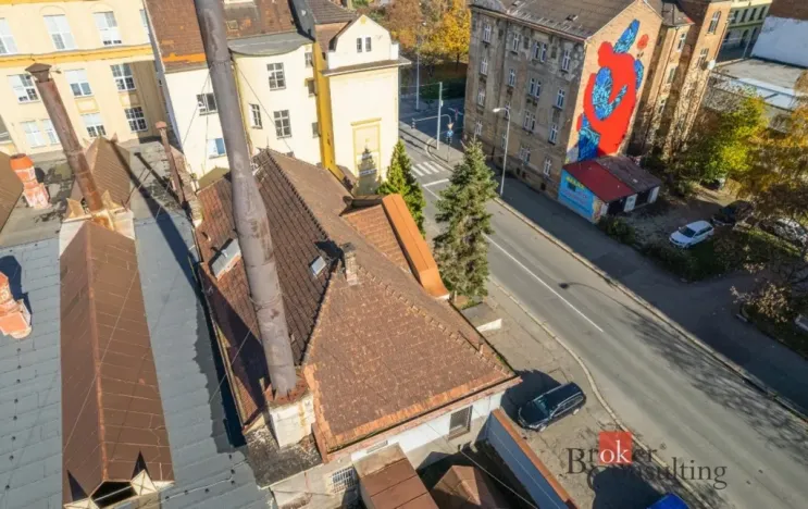 Prodej obchodního prostoru, Plzeň - Jižní Předměstí, Korandova, 246 m2