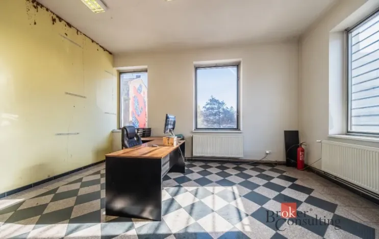 Prodej obchodního prostoru, Plzeň - Jižní Předměstí, Korandova, 246 m2