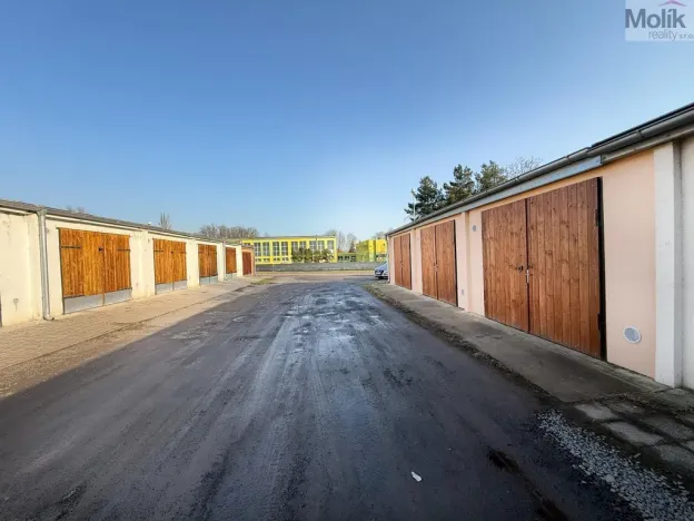 Pronájem garáže, Duchcov, Osecká, 22 m2
