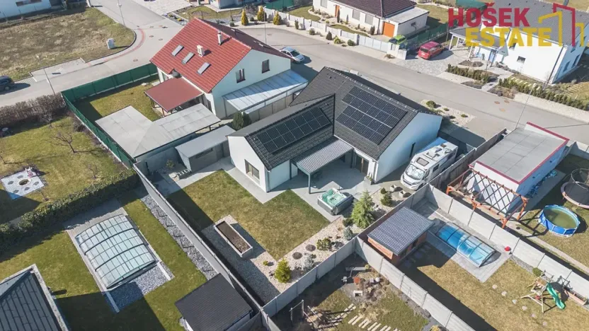 Prodej rodinného domu, Pohořelice, U Větrolamu, 160 m2