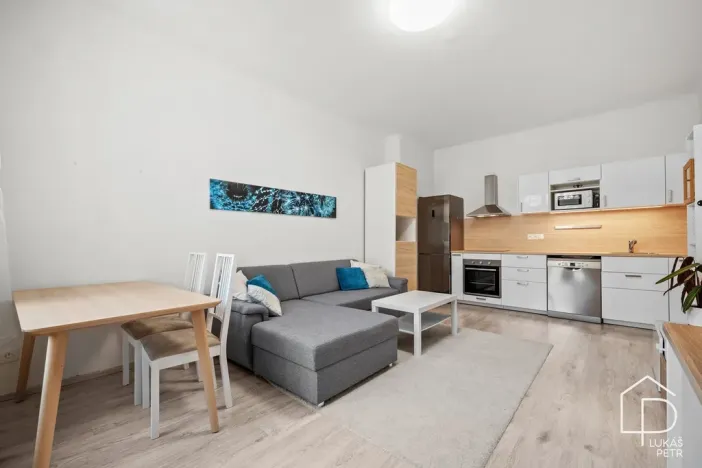 Prodej bytu 2+kk, Praha - Vysočany, Na břehu, 50 m2