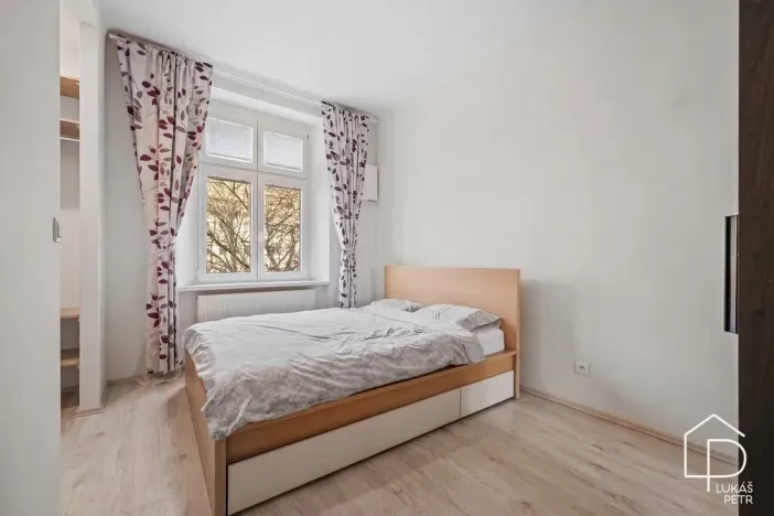 Prodej bytu 2+kk, Praha - Vysočany, Na břehu, 50 m2
