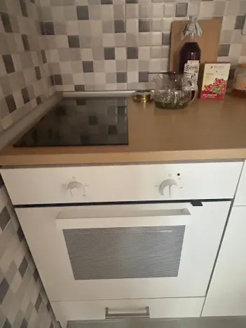 Pronájem bytu 1+kk, Praha - Smíchov, Zoubkova, 28 m2