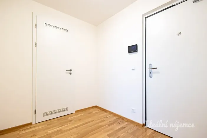 Pronájem bytu 2+kk, Praha - Vysočany, Fafkových, 54 m2