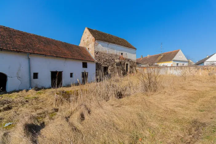 Prodej zemědělské usedlosti, Lišov - Horní Slověnice, 900 m2