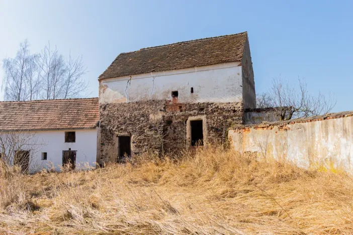 Prodej zemědělské usedlosti, Lišov - Horní Slověnice, 900 m2
