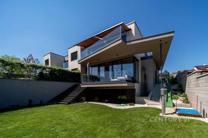 Prodej vícegeneračního domu, Praha - Malešice, Dubského, 321 m2