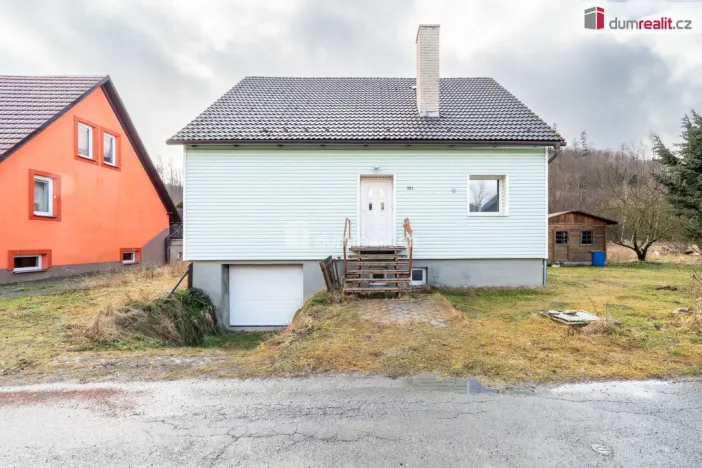 Prodej rodinného domu, Karlovice, 220 m2