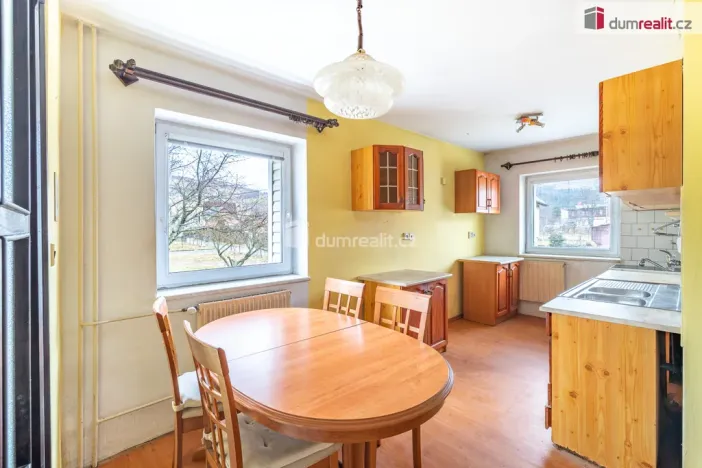 Prodej rodinného domu, Karlovice, 220 m2