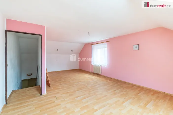 Prodej rodinného domu, Karlovice, 220 m2