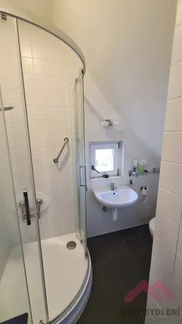 Pronájem bytu 1+kk, Praha - Libeň, Nad Rokoskou, 24 m2